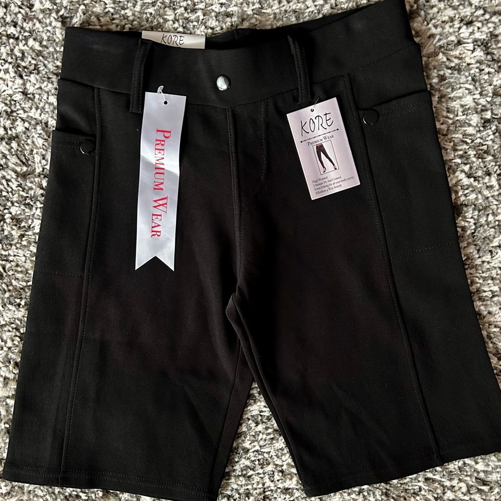 Shorts,Black,NWT, Junior 7- S-(28” Waist) high waist, long,FormFit, stretchy